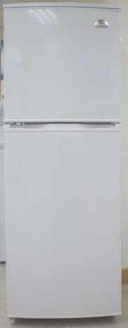 (image for) White-Westinghouse RTM28VBGW 222-Litre 2-Door Refrigerator